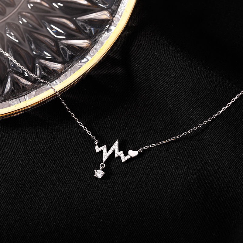 Dây chuyền nữ Madeline V55 mặt nhịp tim đính đá xinh xắn