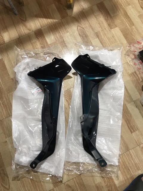 2 yếm ngoài sirius đời đầu số lùi zin chính hãng