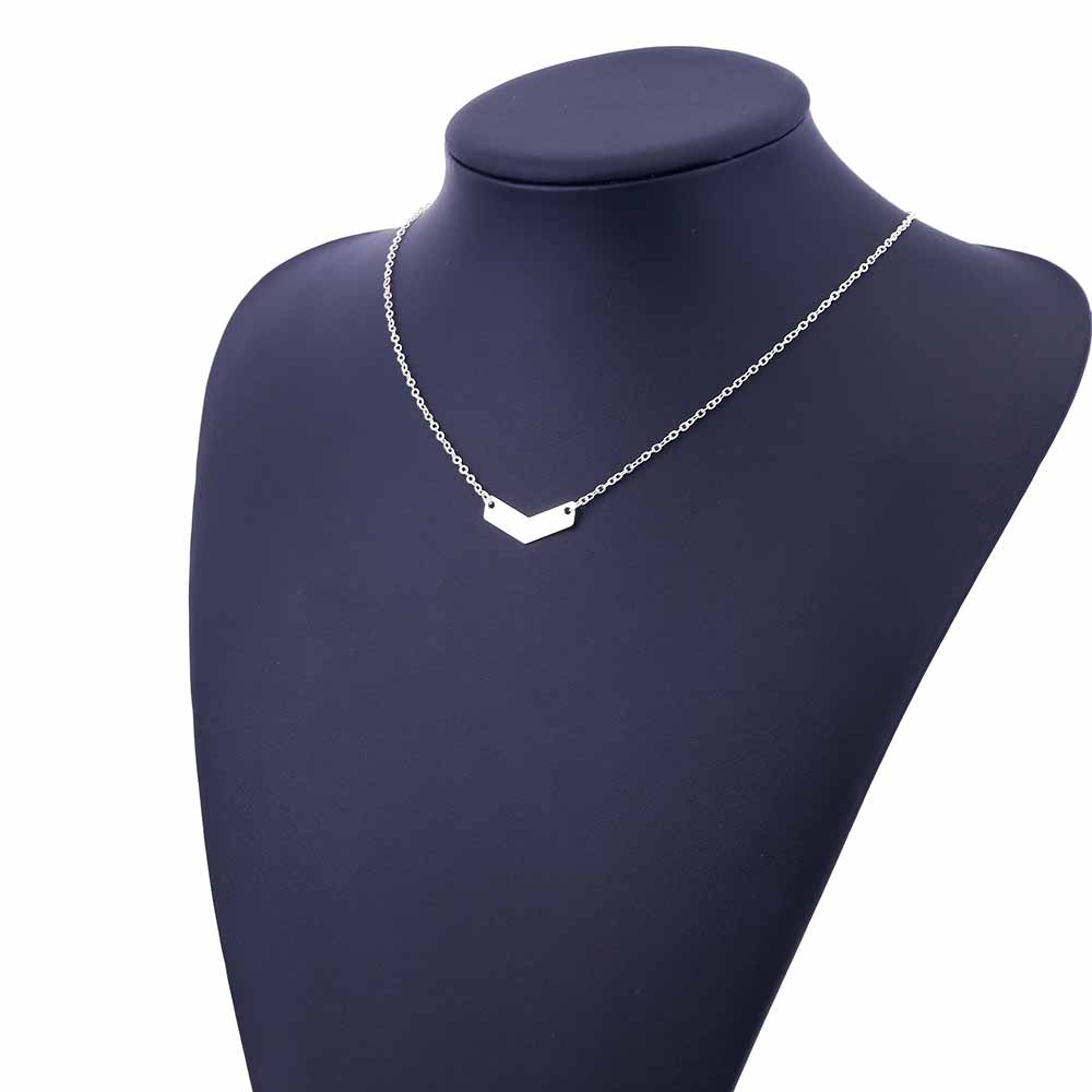 Dây Chuyền Nữ Mặt Chữ V Đính Tua Rua
