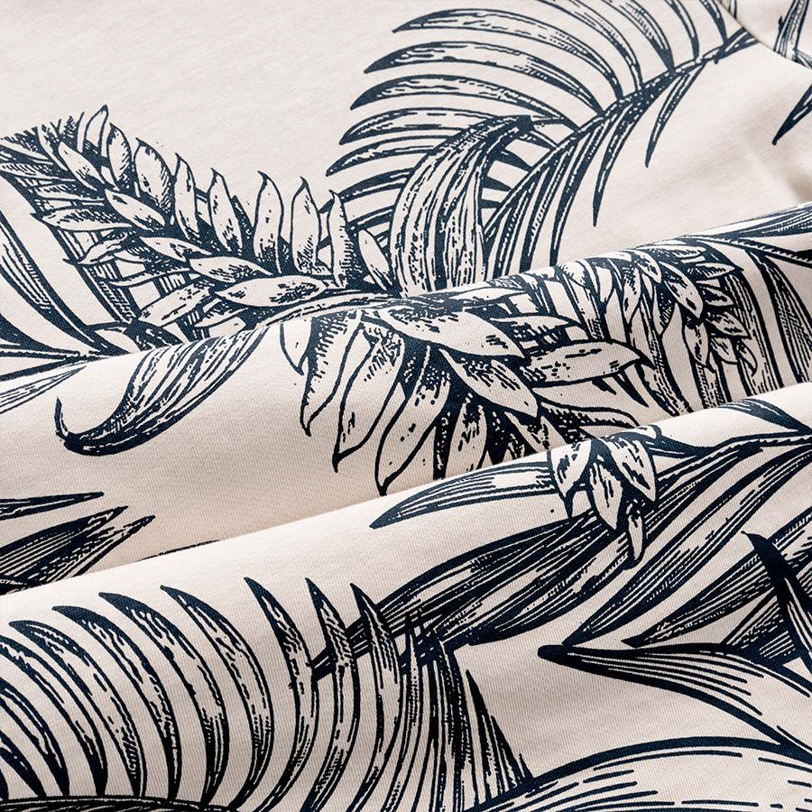 Áo Thun NamTropical Họa Tiết Nhiệt Đới Chất Vải Cotton Mềm Mịn Thấm Hút Tốt Form Regular - FAPAS