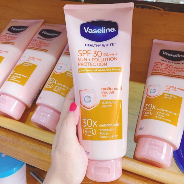 Sữa Dưỡng Thể Vaseline 30x , 50x SPF 30++ , 50++ Thái Lan - 320ml