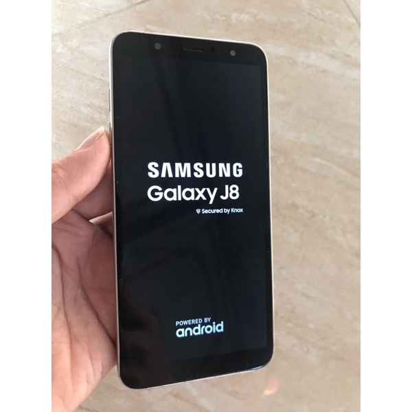 điện thoại samsung j8 plus