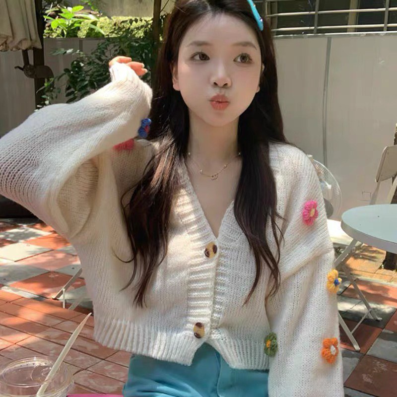 Áo len cardigan hoa thêu nổi, áo cardigan len mỏng dáng lửng thêu hoa hot trend - AL22
