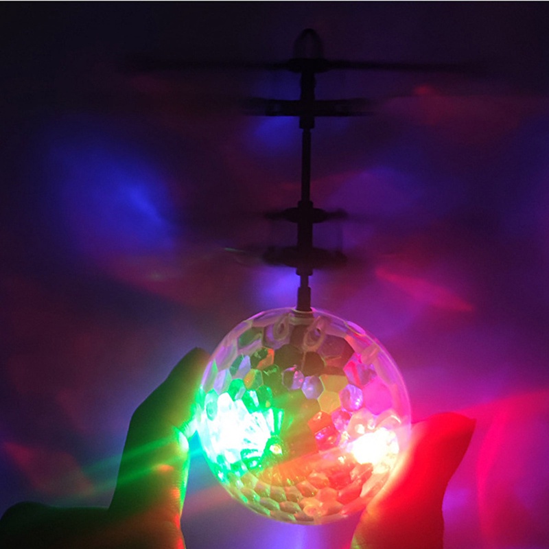 Đồ chơi bóng disco bay có đèn led đủ màu cho bé chơi trong nhà
