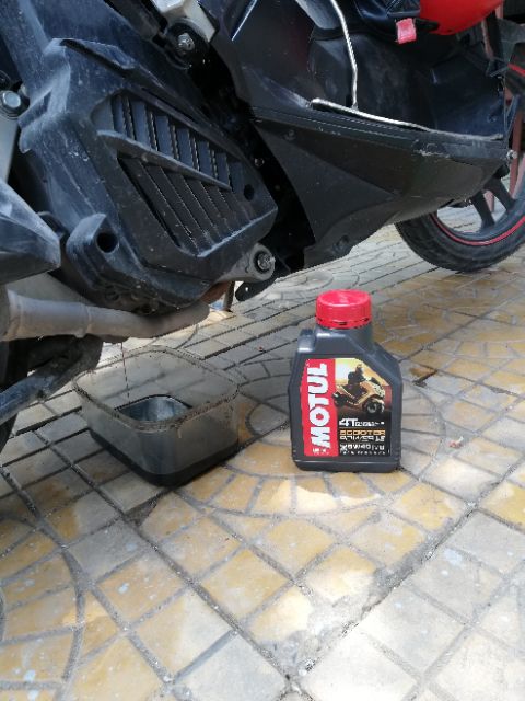 MOTUL SCOOTER POWER LE 4T 5W40 100% TỔNG HỢP CHUYÊN DÀNH CHO XE TAY