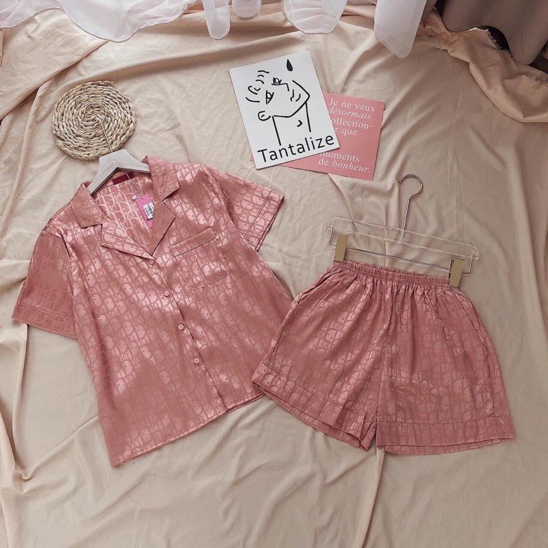 Bộ đồ Pijama lụa💖Bộ lụa gấm cộc-đùi cao cấp [hàng chuẩn kèm Video+ảnh thật] | BigBuy360 - bigbuy360.vn