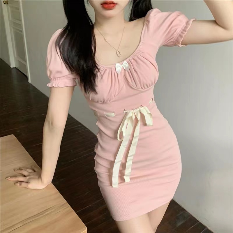 Đầm PERTY cổ vuông màu hồng đính nơ phong cách Pháp retro thời trang dành cho nữ