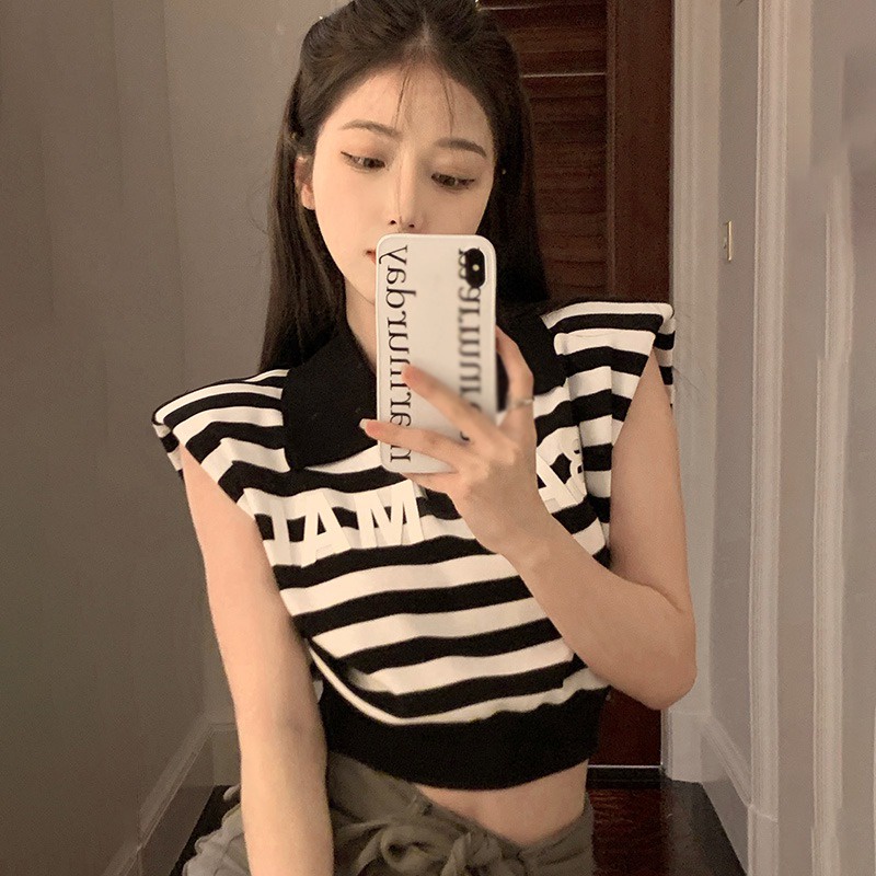 Áo Lửng Không Tay Cổ V Họa Tiết Sọc Ngang Thời Trang Nữ