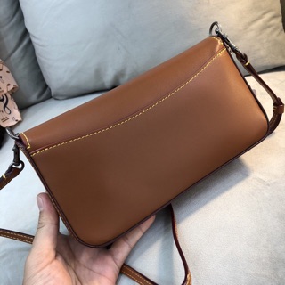 🆘RẺ VÔ ĐỊCH🆘Túi Coach Dinky nâu bò