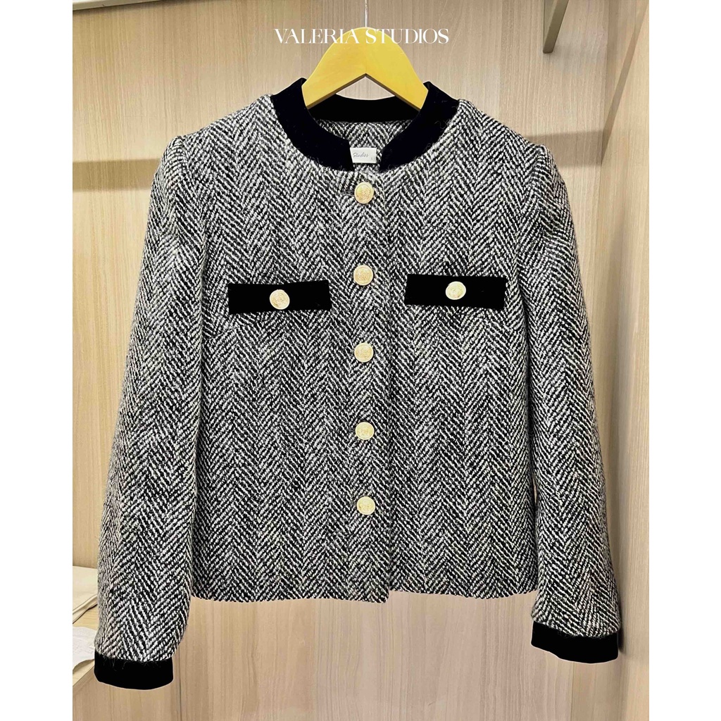 Áo khoác dạ cổ tàu phối viền nhung đen Kanie Jacket | BigBuy360 - bigbuy360.vn