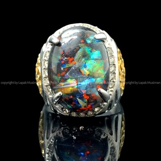 Nhẫn nam mặt đá Opal màu đen