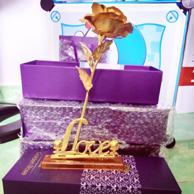 Bông hồng mạ vàng 24k
