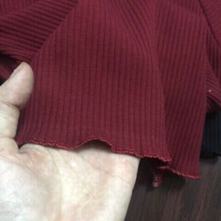 Áo trễ vai thun gân
