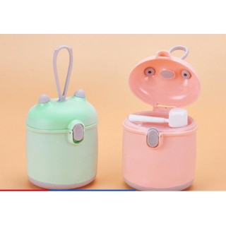 Hộp đựng sữa bột tiện dụng cho bé khi đi chơi, đi du lịch cùng gia đình