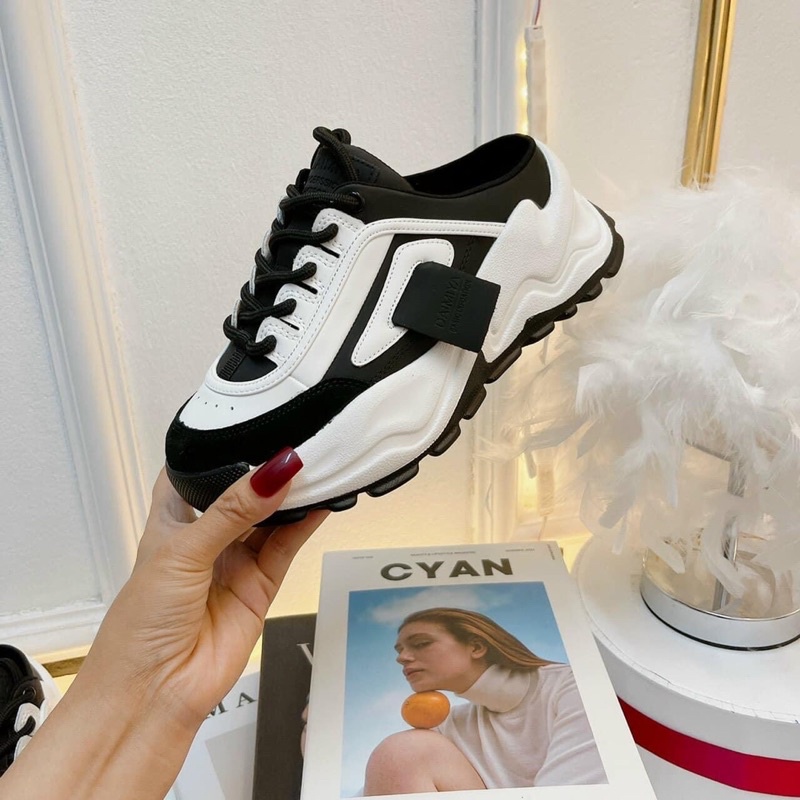 Giày sục thể thao nâng đế tag mác fullbox