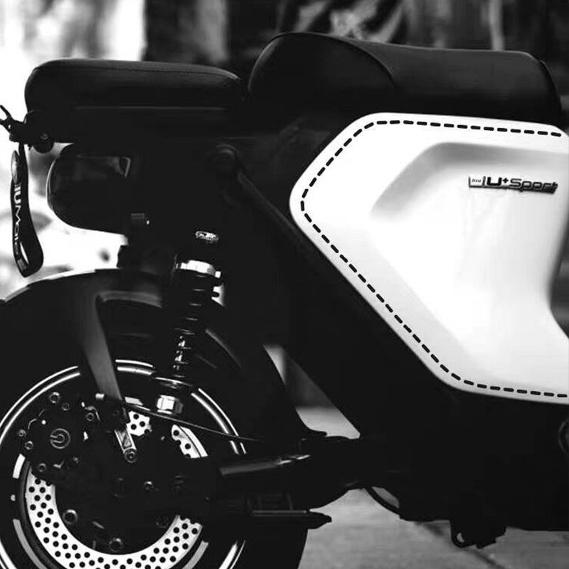 Miếng Dán Đường Chỉ Chấm Phản Quang Chống Nước Trang Trí Thân Xe Hơi Xe Máy Điện