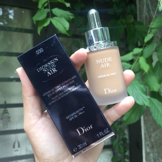 Kem nền dior Nude air