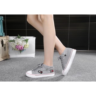 giày sneakers 15