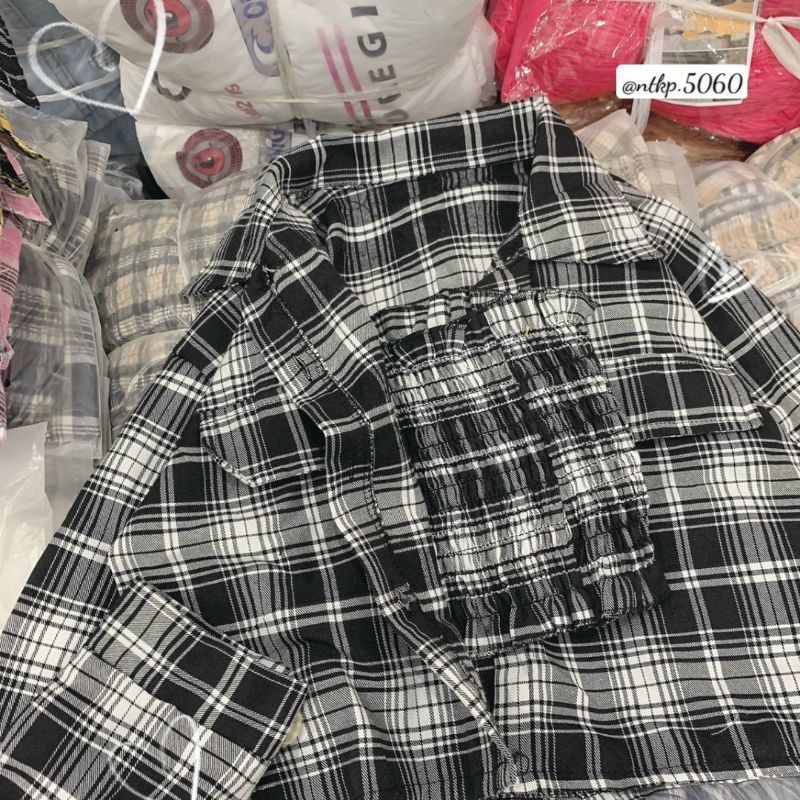 Set 2 áo sơ mi caro lửng kèm ống