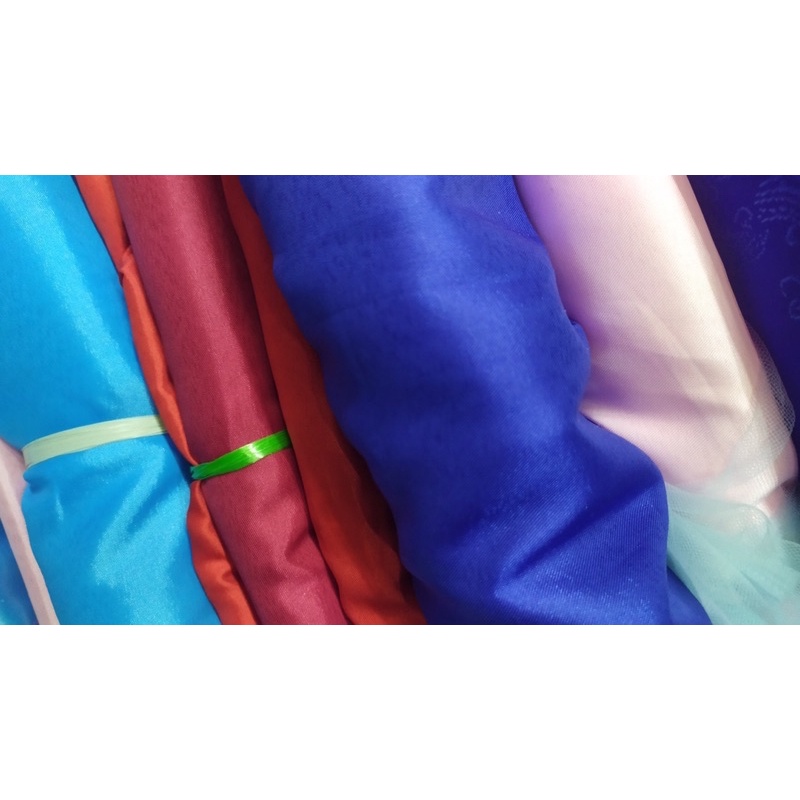 13 lá = 12 mét phi bóng cứng chuyên may cờ, lót hộp quà.