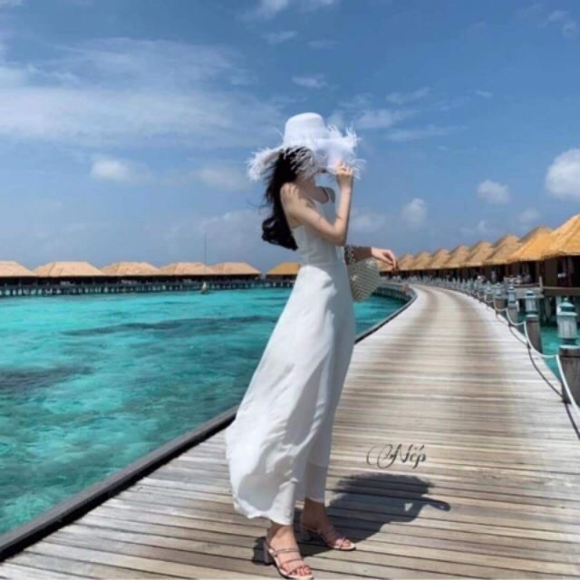 Đầm trắng maxi hai dây nơ lưng siêu sexy siêu sang chảnh | BigBuy360 - bigbuy360.vn