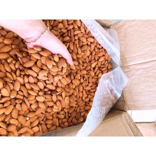 Hạt hạnh nhân rang sấy tự nhiên đã tách vỏ