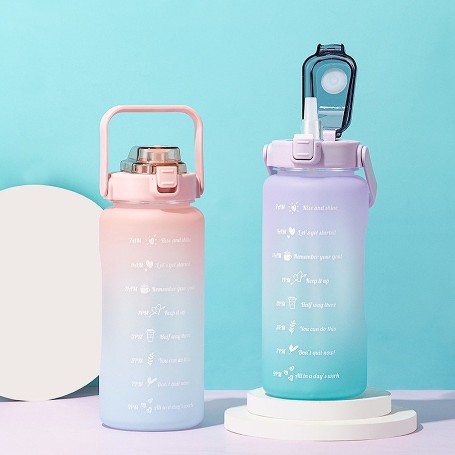 2L Bình Nước Màu chuyển sắc Cốc không gian dung tích lớn với ống hút chia độ