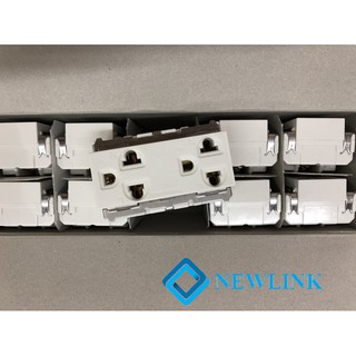 Ổ cắm đôi 3 chấu Full Panasonic (WNG159237W)