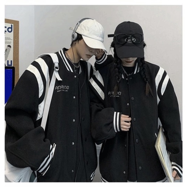 Áo khoác bomber viền tay