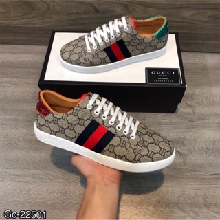 Giày Sneaker Gucci 3 vạch xanh và tím than hàng đẹp