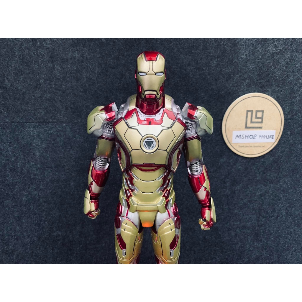 Mô hình đồ chơi Iron Man Mk 42  cao 30cm Crazy toys, Empire toys - Avengers