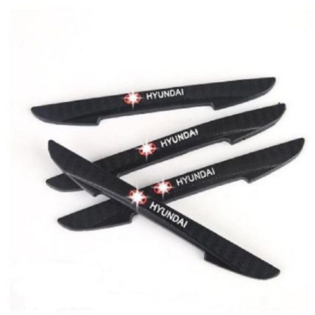 Combo 4 miếng nẹp tay cửa chống va đập ô tô in logo hãng xe