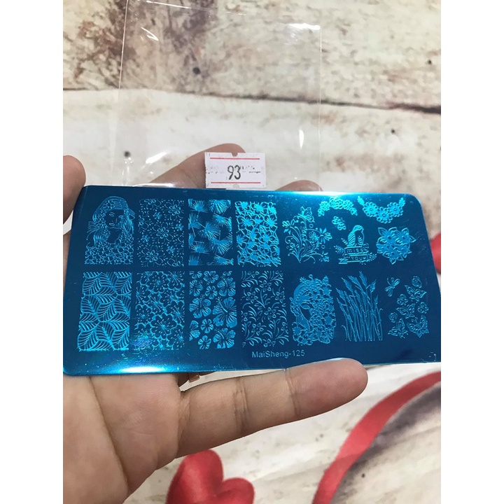 khuôn in không cần vẽ len móng mã 93