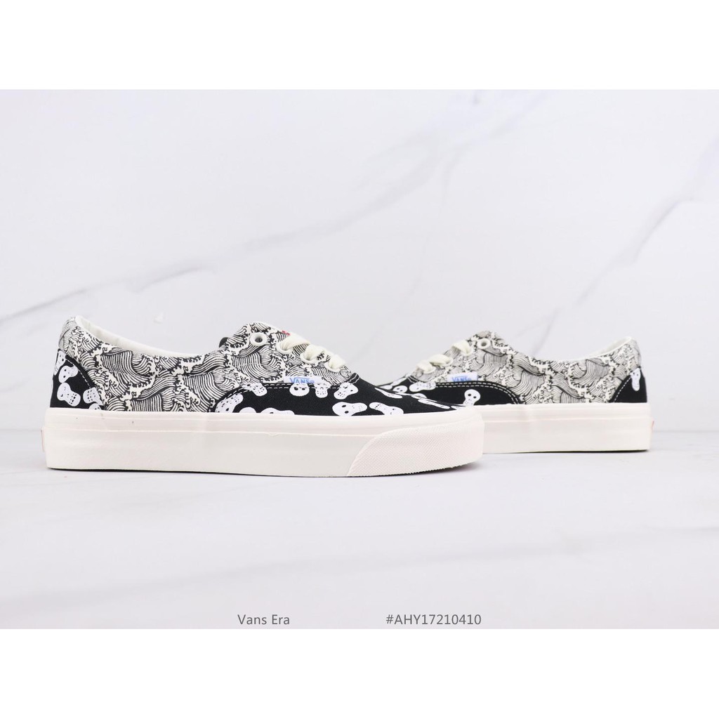 Vans Era Low Top Canvas Shoes Black and White Skull Canvas Material Size:35-39 Women's Sports Shoes Men's Sports Shoes