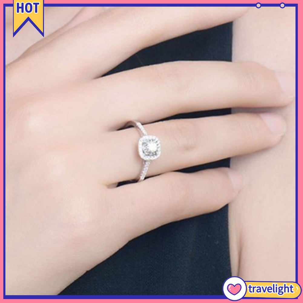Nhẫn Đính Hôn Đính Đá Zircon K1