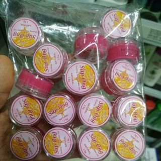 Sáp ong dưỡng chống thâm môi