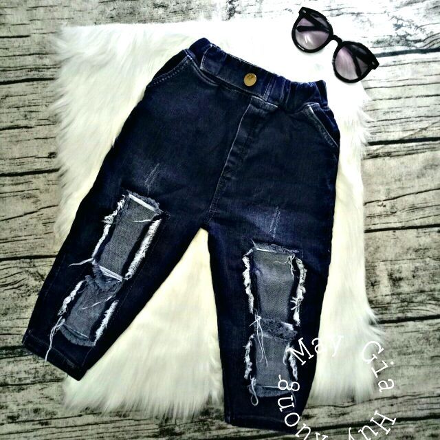 Quần jean bé trai