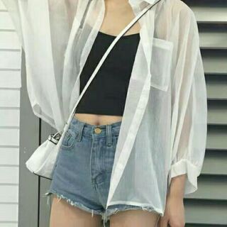 Áo sơ mi trắng mỏng