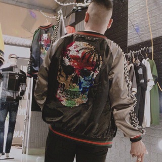 Áo bomber đính đá đầu lâu 💕💕💕💕