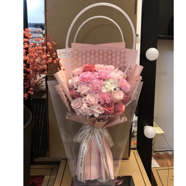 [Quà Valentine - Freeship] Bó hoa sáp mix Vip siêu chảnh. Khách HN đặt qua Nowship nhận hàng ngay sau 1-2h