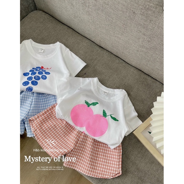 Set Cộc Tay Hoa Quả Áo Chất Vải Cotton Phối Quần Kẻ Đũi Cho Bé Trai, Bé Gái - Tobukids.vn