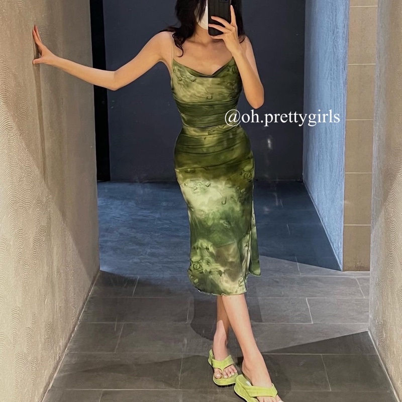 Đầm hai dây loang xanh