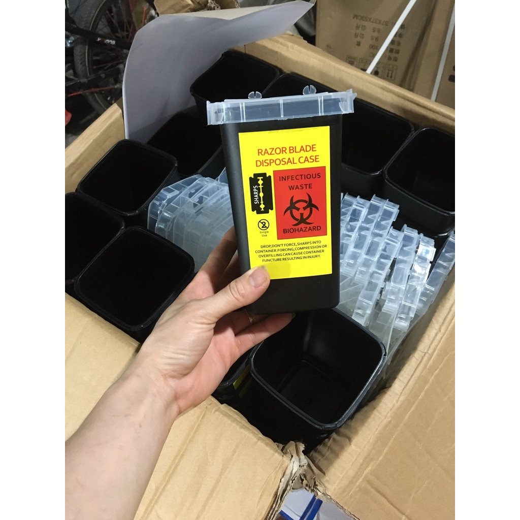 Hộp đựng dao lam cắt tóc