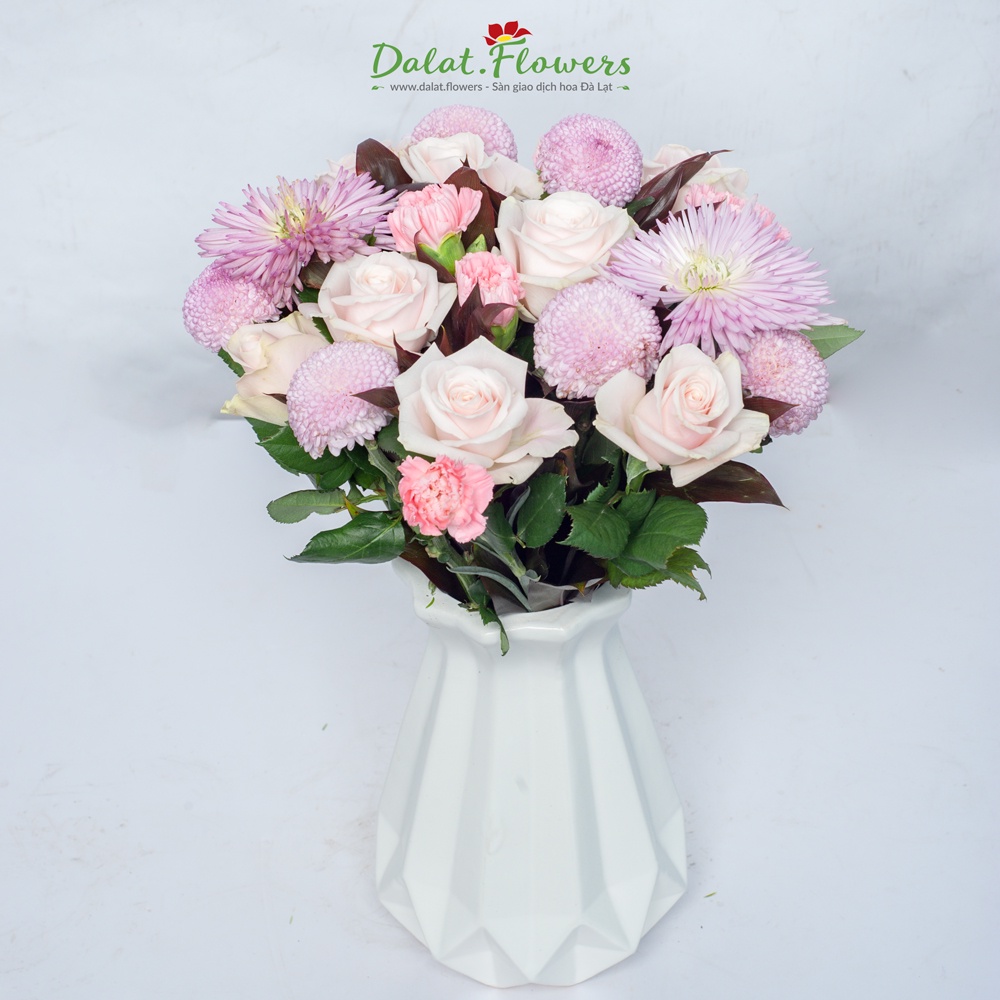 Bình gốm quả trám Dalat.flowers - Bình cắm hoa trang trí nhà cửa, văn phòng