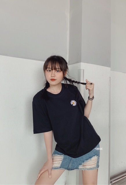 Áo thun tay lỡ - Daisy tee ( Áo thun thêu hình hoa cúc Para-noise )