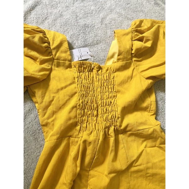 Pass váy midi tay bồng