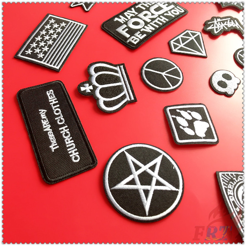 Miếng vá ủi lên quần áo màu trắng đen phong cách thời trang punk DIY