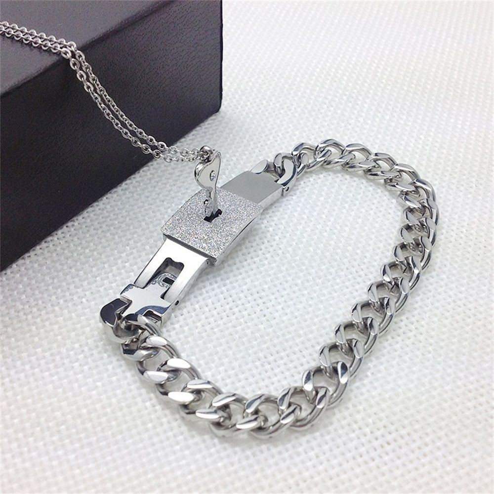 Set vòng cổ chìa khoá + vòng tay cho cặp đôi