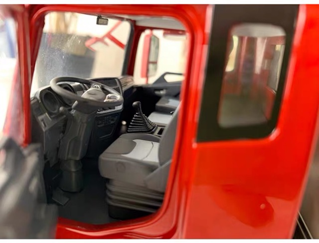 MÔ HÌNH XE TẢI DONGFENG KR