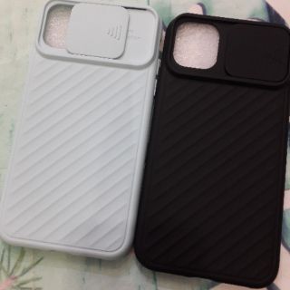 Ốp lưng Iphone 11 dẻo trượt bảo vệ camera